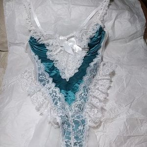 Vintage late 90s high cut teal lace teddy